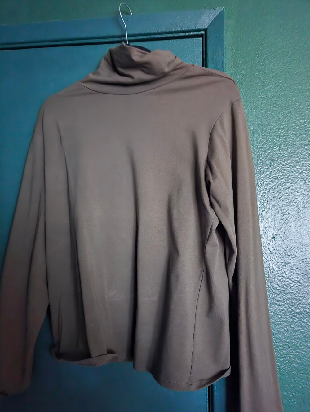 Classic Long Sleeve Turtleneck in Olive Green Nooworks 2x